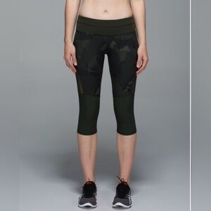 Lululemon athletica women’s training tough crop size 6